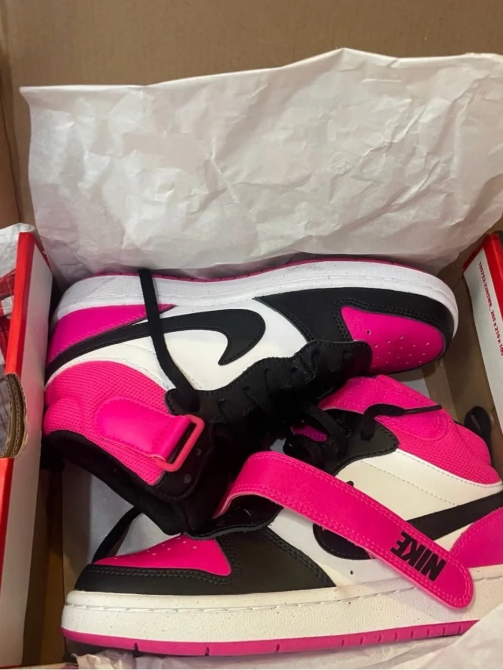 Nike Kids High-Top Sneaker in Pink, Black & White